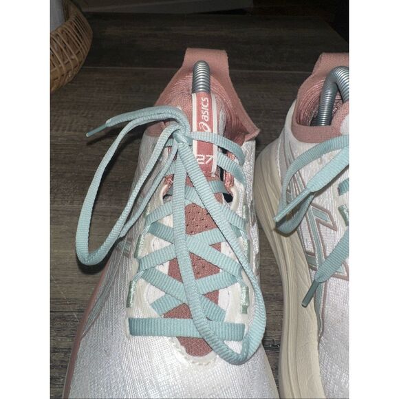 ASIC GEL-NIMBUS 27 Women’s Running Shoe Size 9 - Picture 6 of 10